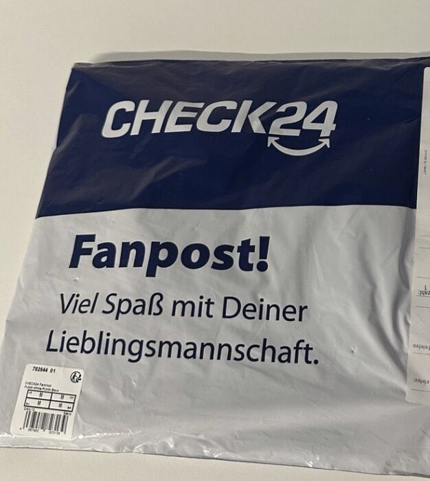 Check24 Fanpost